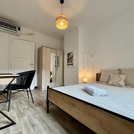 Apartament Corneille *
