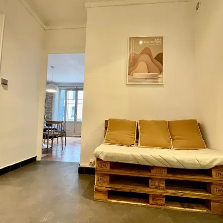Apartment Corneille